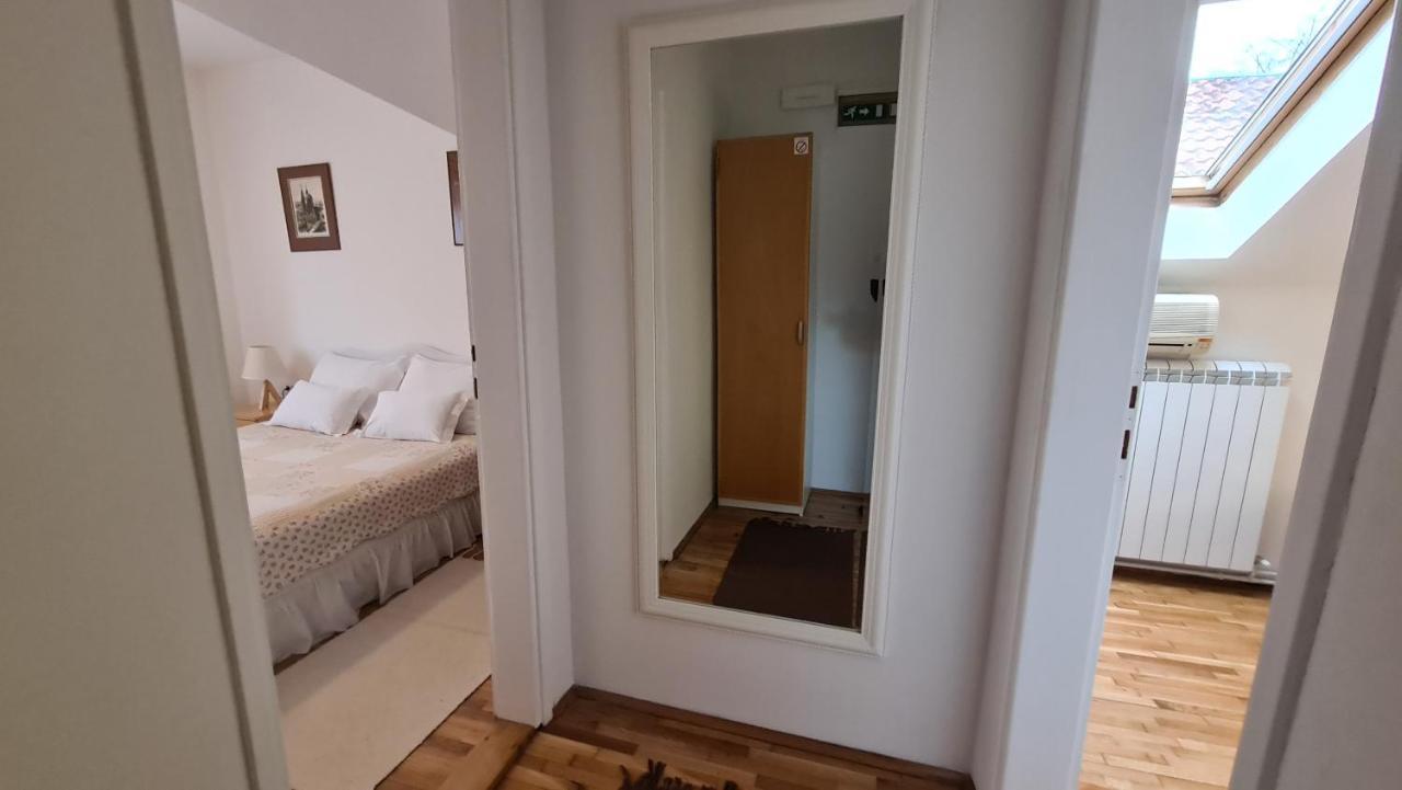Apartment Akacija Gardens Белград Екстериор снимка