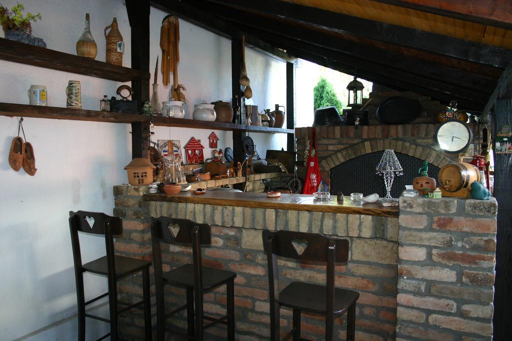 Apartment Akacija Gardens Белград Екстериор снимка